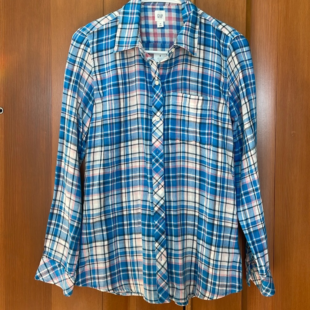 Women’s Spring Lightweight Plaid Shirt
